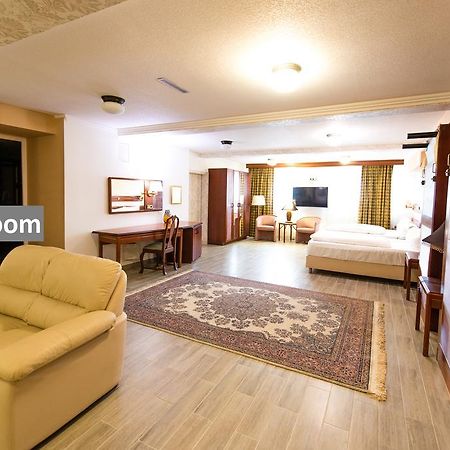 Ravel International Hotel Offenbach am Main Bagian luar foto