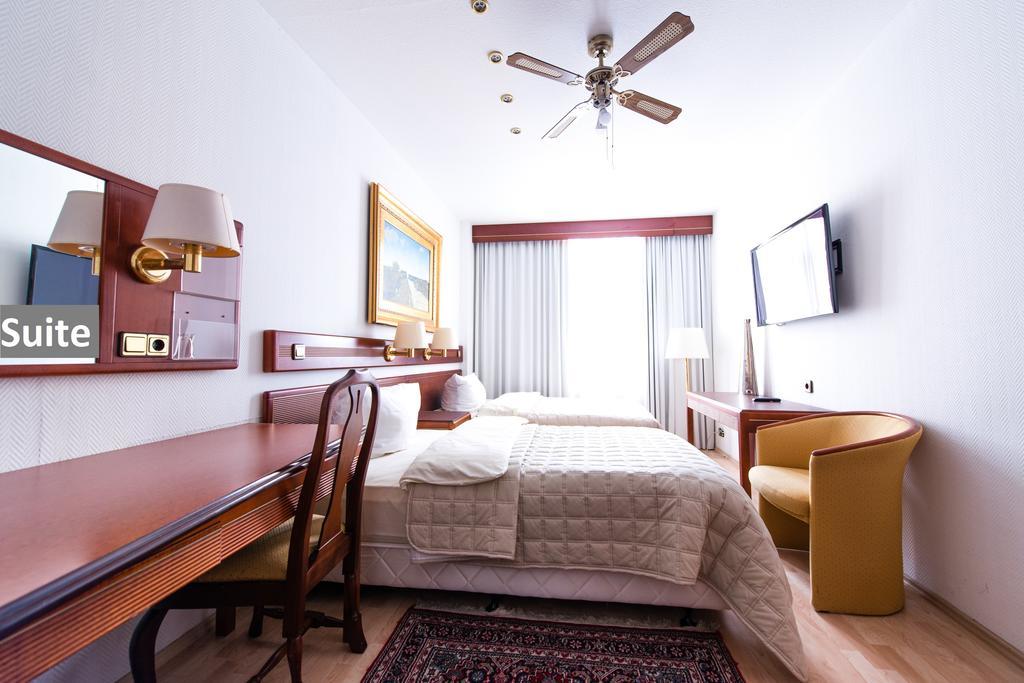 Ravel International Hotel Offenbach am Main Bagian luar foto