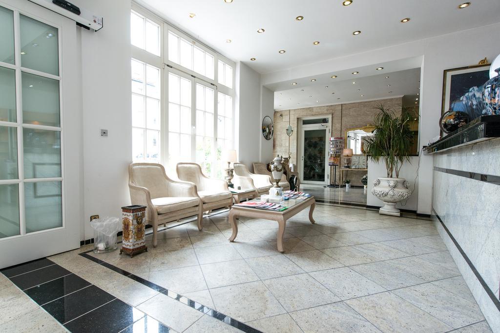 Ravel International Hotel Offenbach am Main Bagian luar foto