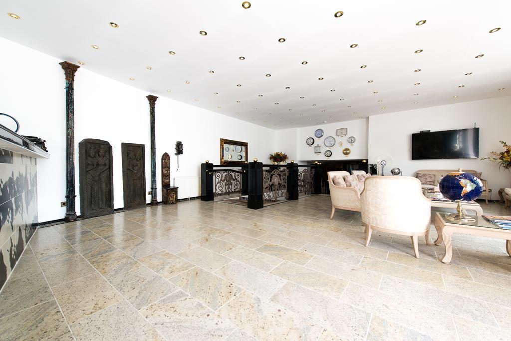 Ravel International Hotel Offenbach am Main Bagian luar foto