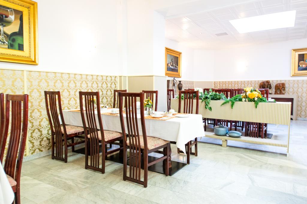 Ravel International Hotel Offenbach am Main Bagian luar foto